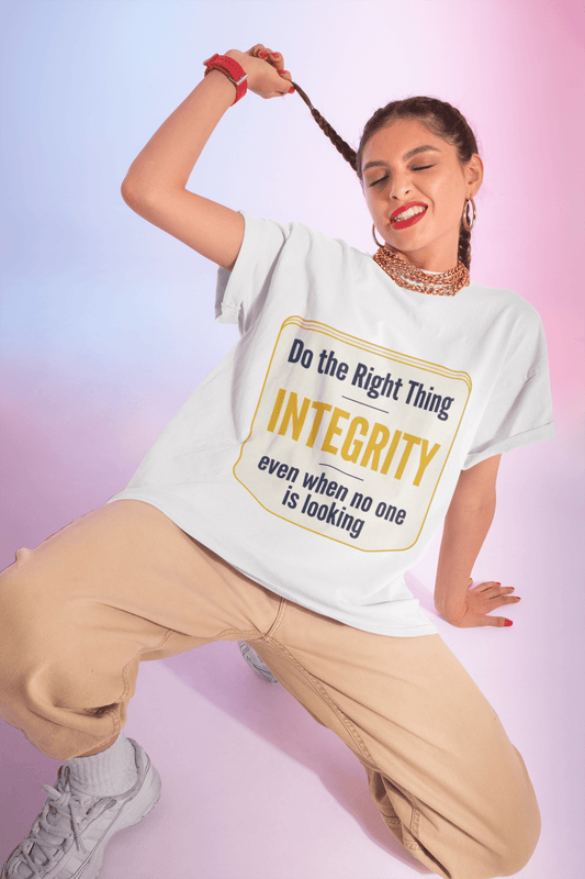 Integrity T-Shirt — "Do the Right Thing: Integrity Even When No One Is Looking" Motivational Tee - AUNTIE VIKKI