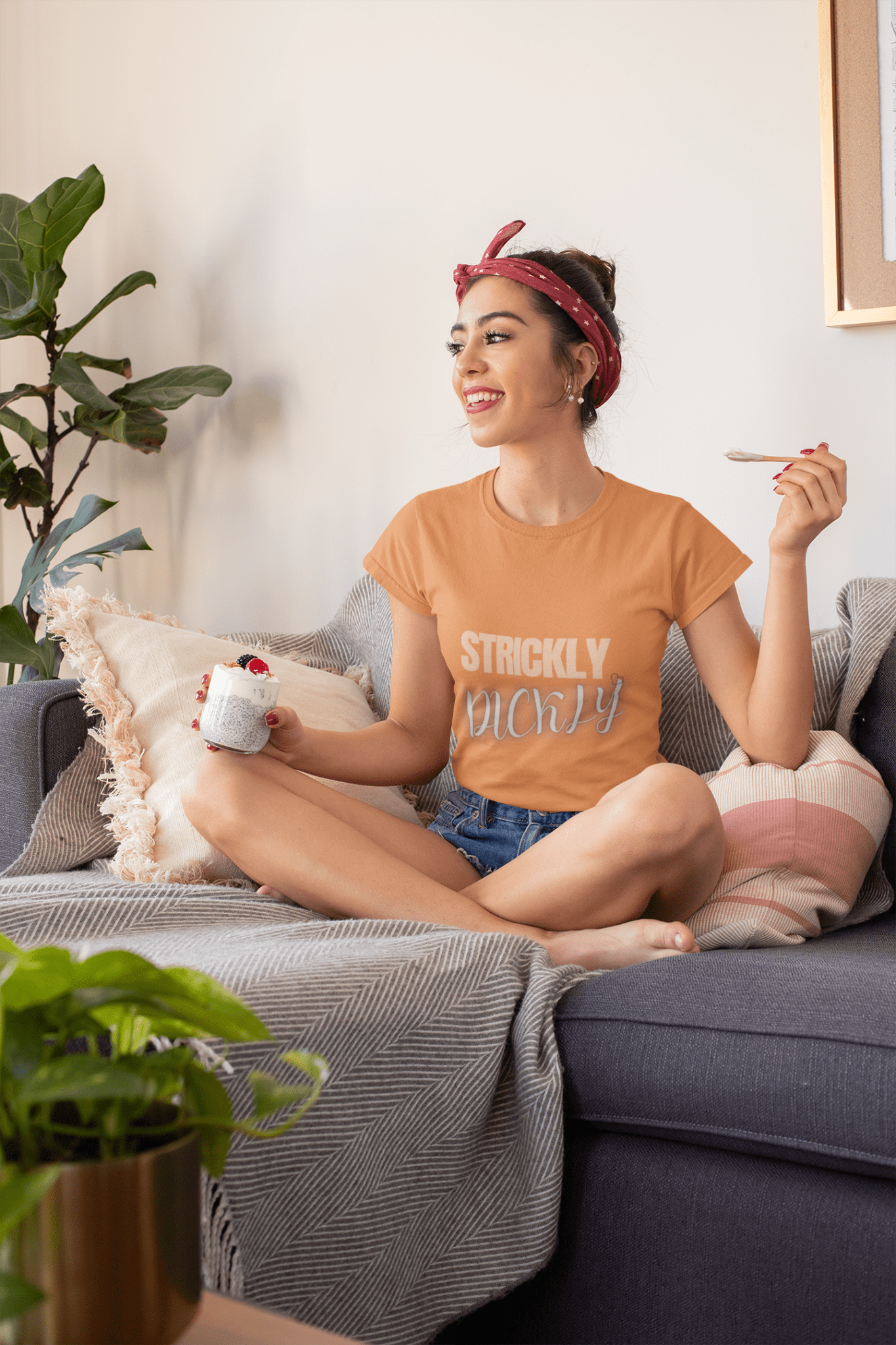 Strick - Lee Trendy Quote Tee - AUNTIE VIKKI